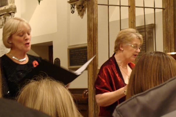 Heather Cleobury & Dorothy Willatt sing a duet.JPG -                                